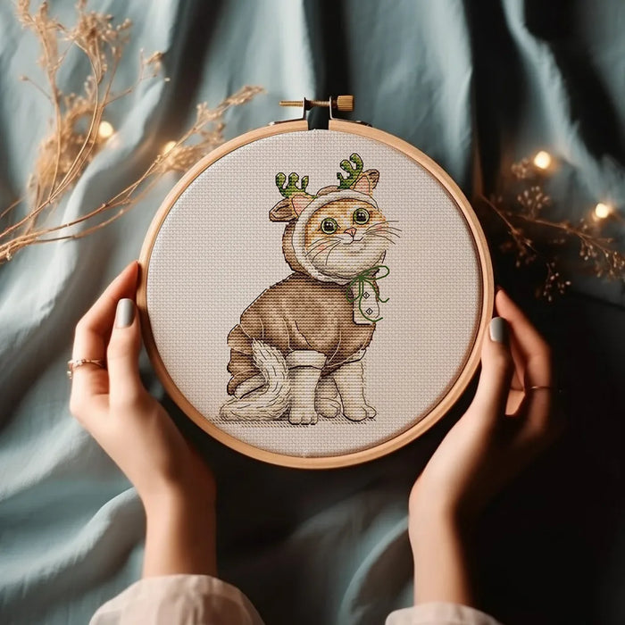 Deer Kitten Comb - PDF Cross Stitch Pattern