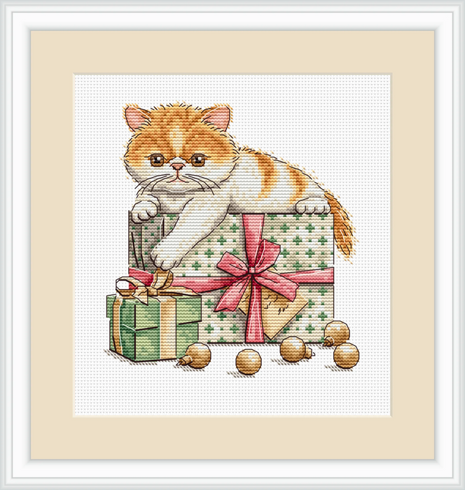 Gift Kitten Comb - PDF Cross Stitch Pattern