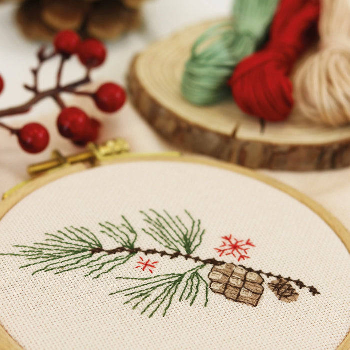 Merry Christmas - Free PDF Cross Stitch Pattern