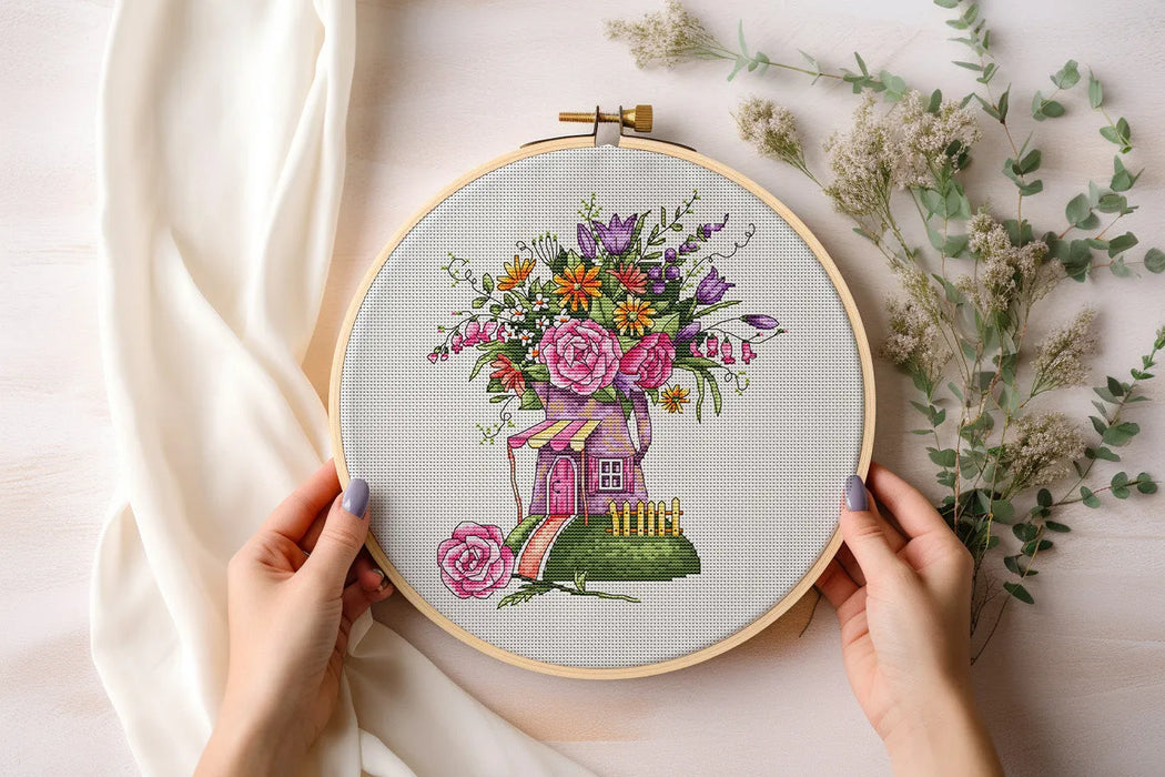 Teapot House - PDF Cross Stitch Pattern