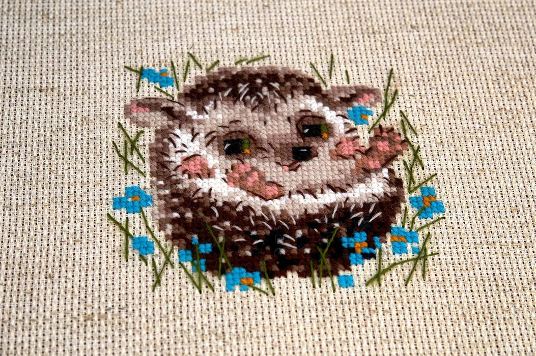 Little Hedgehog R1753 Counted Cross Stitch Kit