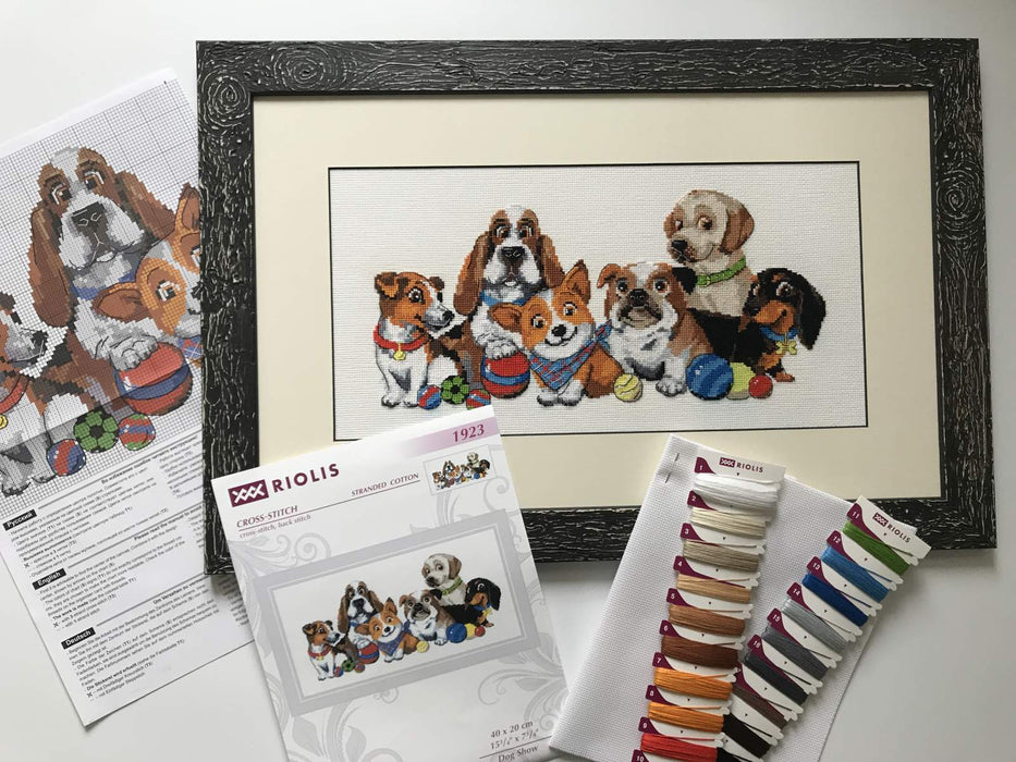 Dog Show R1923 Counted Cross Stitch Kit