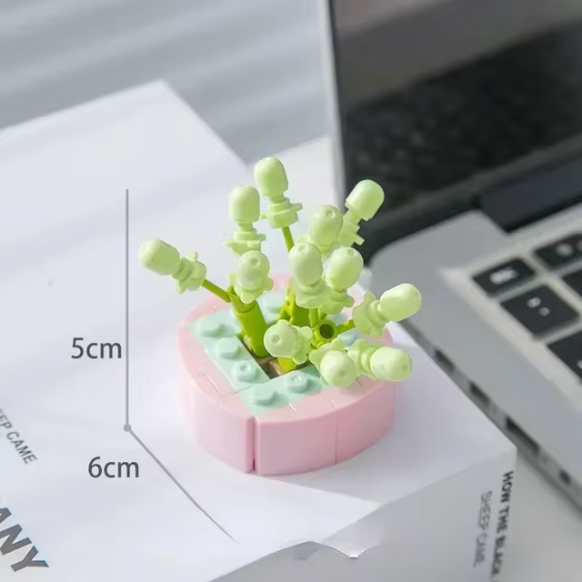 Thin Snow Evergreen Building Brick Mini Potted Plant F07M9-11(104)-A5