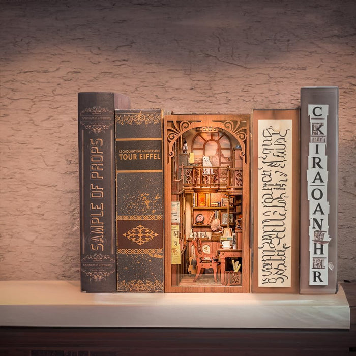 Book Nook Wizardi Miniature - The Secret Rhythm Roombox Kit