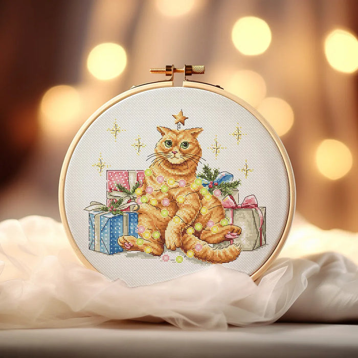 Festive Orange Cat Comb - PDF Cross Stitch Pattern