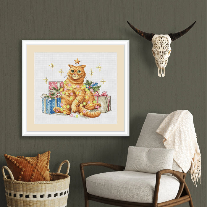 Festive Orange Cat Comb - PDF Cross Stitch Pattern