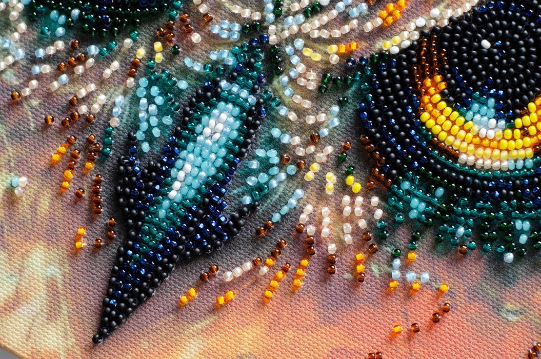 Mid-sized bead embroidery kit - Fearless AMB-107