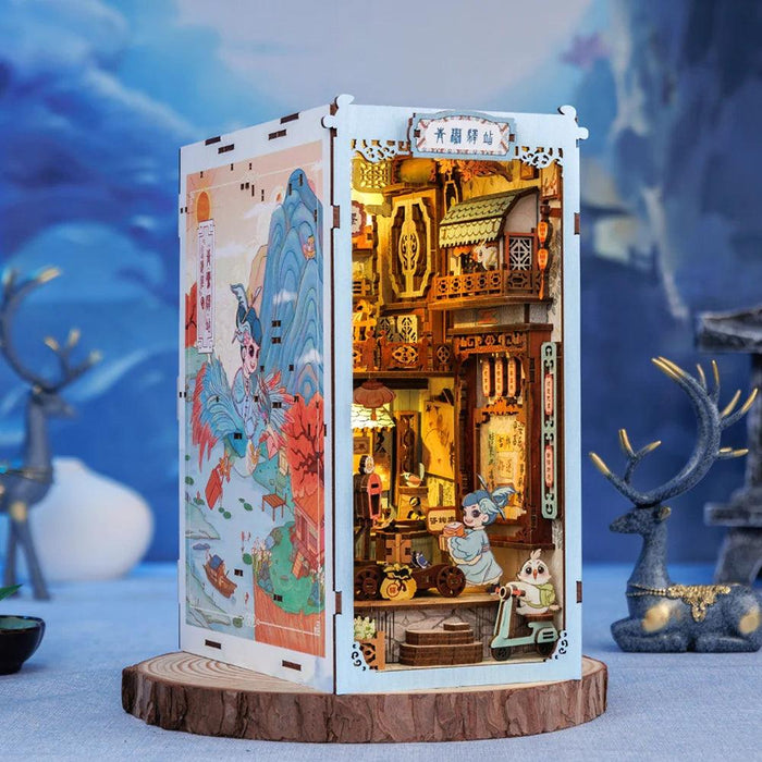 Book Nook Wizardi Miniature - Azure Phoenix Lodge Roombox Kit