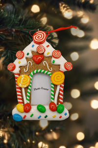 Christmas Ornament - Glossy Gingerbread Gingerbread House Frame. Wizardi Festive Decoration F07-N2-8-SEE200A
