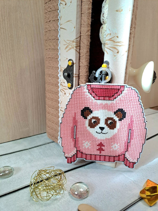 Panda sweater - Free PDF Cross Stitch Pattern