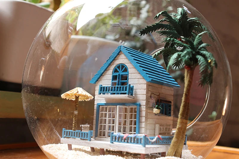 Miniature Wizardi Roombox Kit - Romantic Beach House Dollhouse Kit