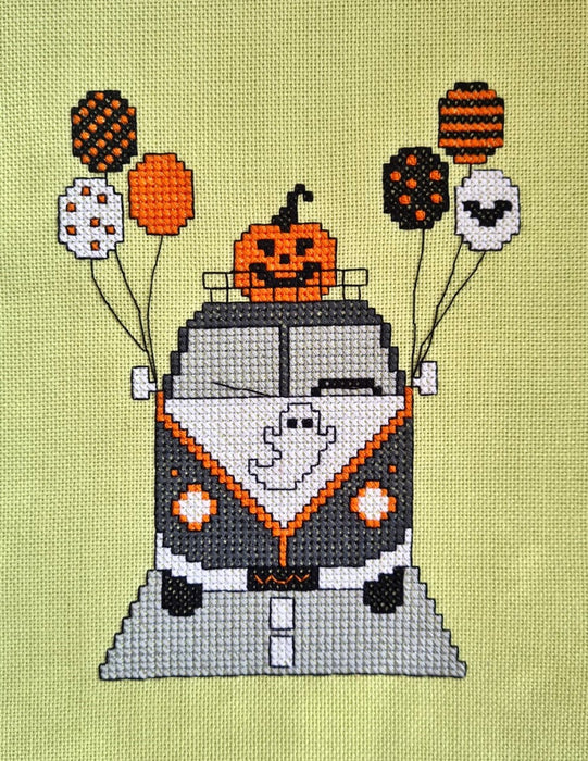 Halloween bus - PDF Cross Stitch Pattern