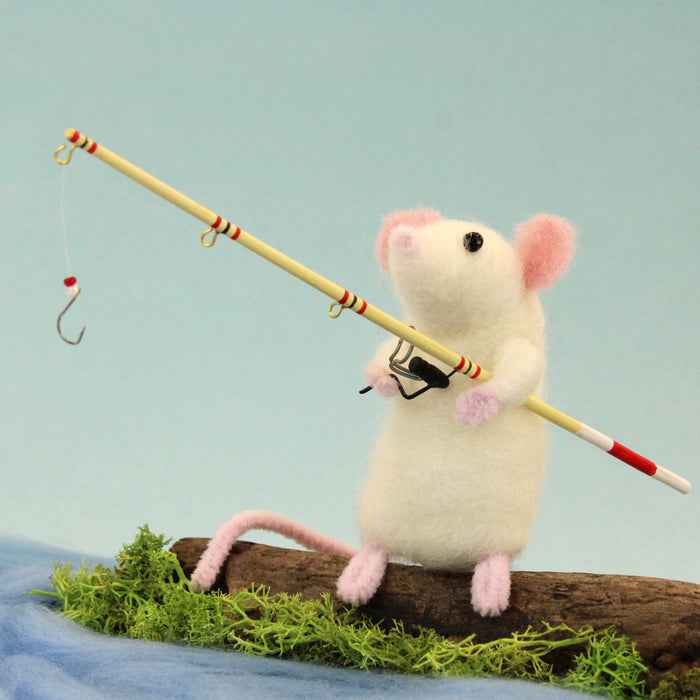 Felting Kit - White Mouse Needle Felt Kit