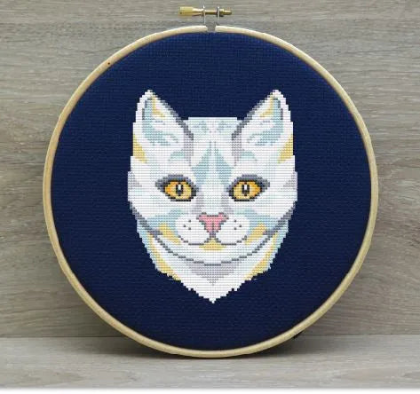 White cat 2 - PDF Cross Stitch Pattern