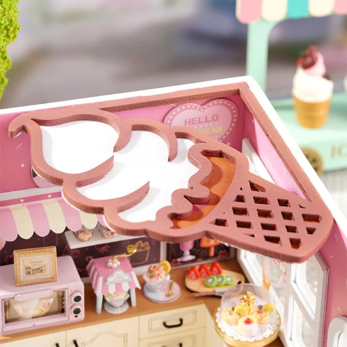 Miniature Wizardi Roombox Kit - Ice Cream Shop Dollhouse Kit