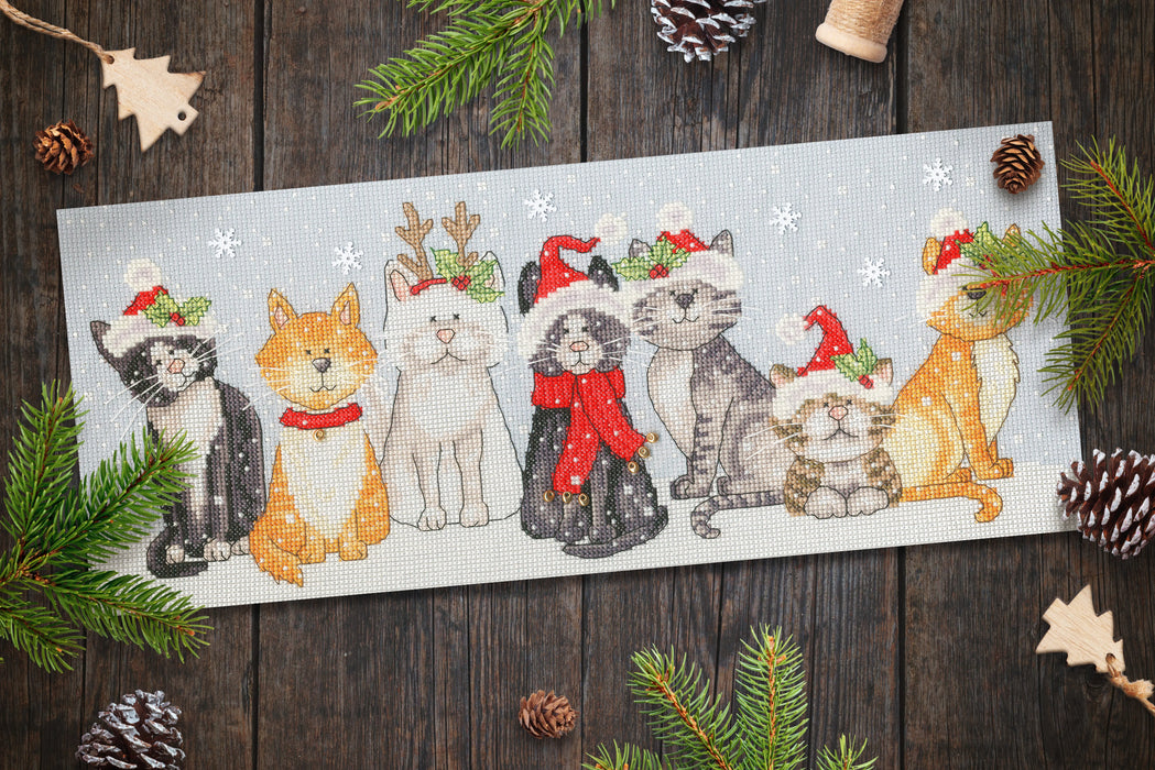 Festive Felines XKTB11 Counted Cross Stitch Kit