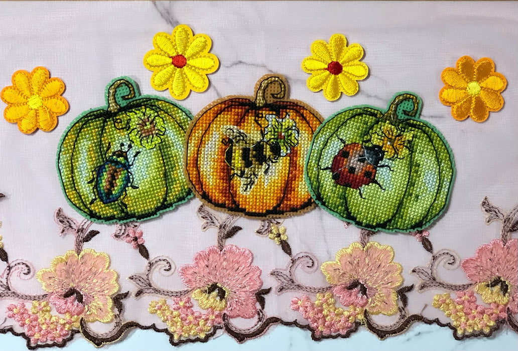 Pumpkin. Bee - PDF Cross Stitch Pattern