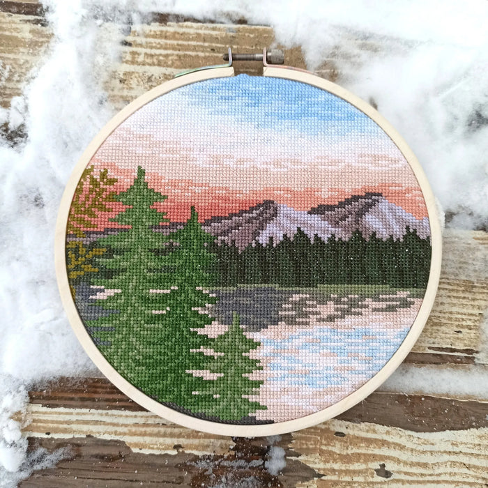 Round Landscapes. Landscape 8 - PDF Cross Stitch Pattern