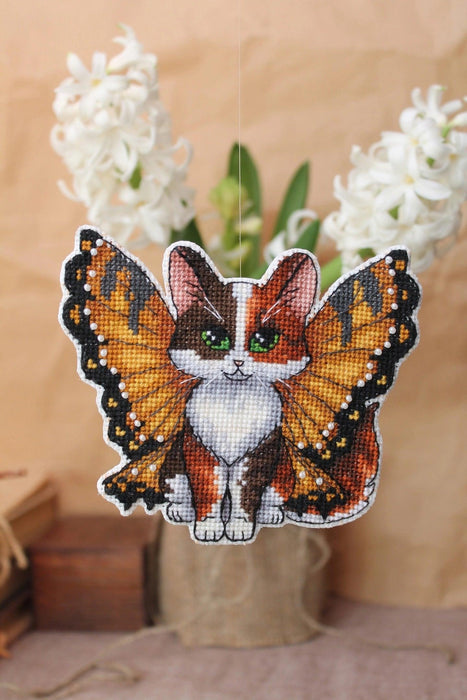 Butterfly Cat - PDF Cross Stitch Pattern - Wizardi