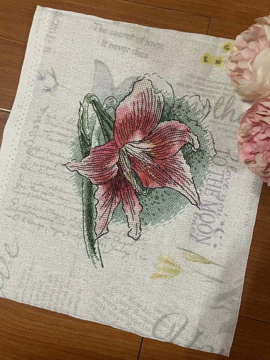 Amaryllis - PDF Cross Stitch Pattern