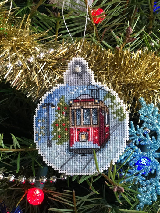 Christmas ball. Tram - PDF Cross Stitch Pattern - Wizardi