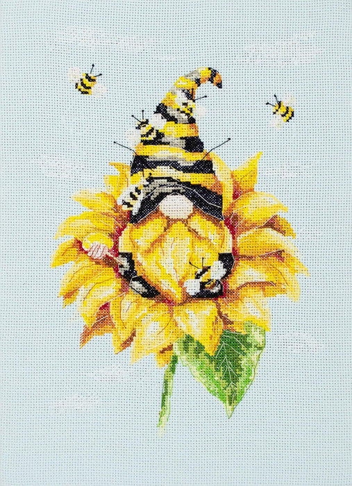 Counted Cross-stitch kit - Beekeeper AH-184 - Wizardi