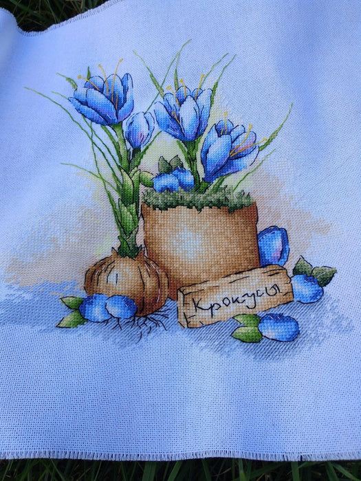 Crocuses - PDF Cross Stitch Pattern - Wizardi