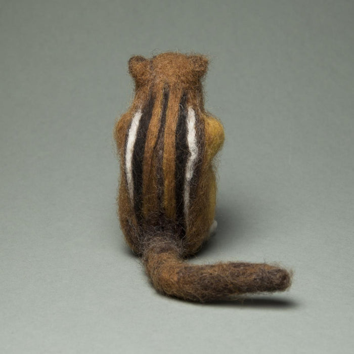 Felting kit Small chipmunk V-146C - Wizardi