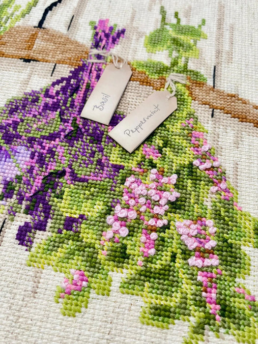 Herbs R1717 Counted Cross Stitch Kit