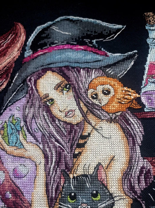 Little witch - PDF Cross Stitch Pattern - Wizardi