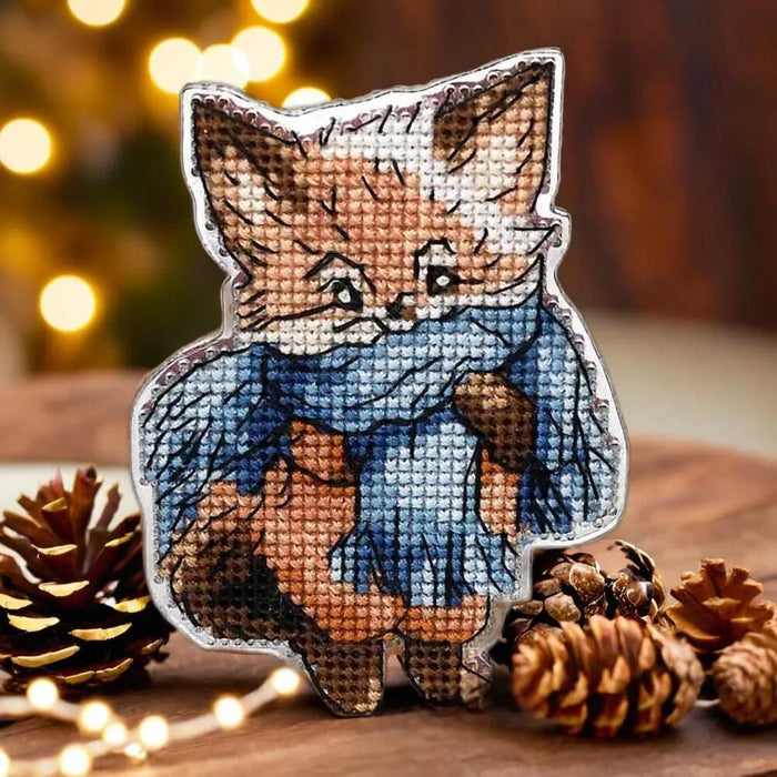 Fox Cross-stitch kit on a plastic base FLX-001