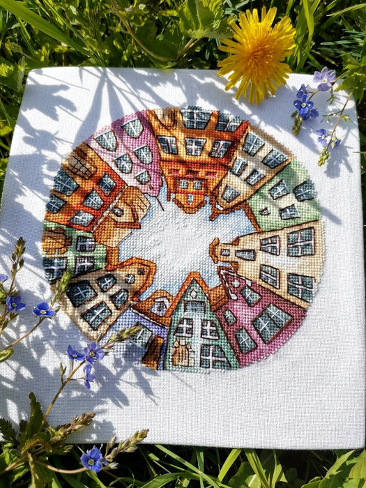 The old Courtyard - PDF Cross Stitch Pattern