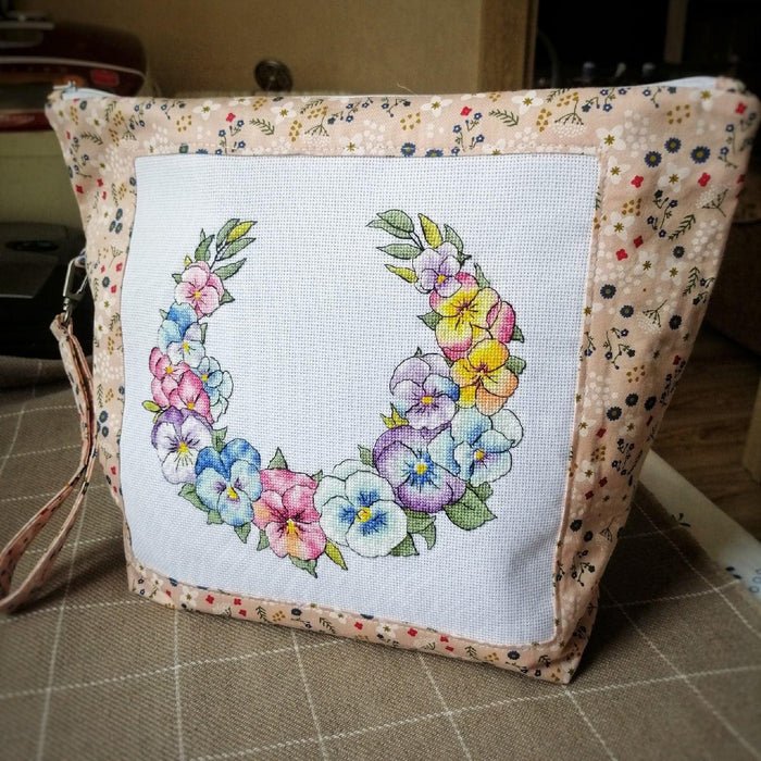 Pansies - PDF Cross Stitch Pattern - Wizardi