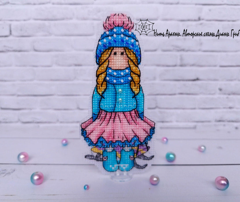 Tilda with a sled - PDF Cross Stitch Pattern - Wizardi