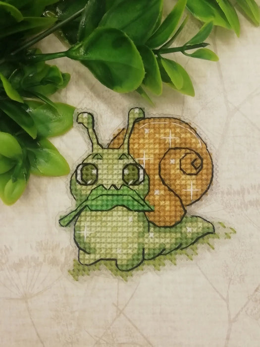 Snail - Free PDF Cross Stitch Pattern