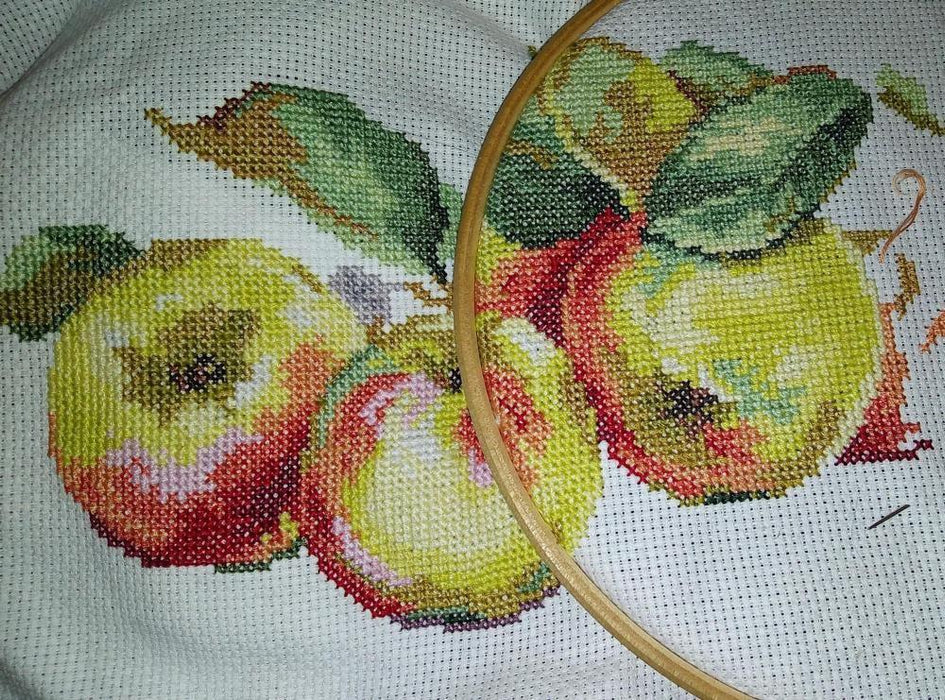 Apples 5-09 Counted Cross-Stitch Kit - Wizardi