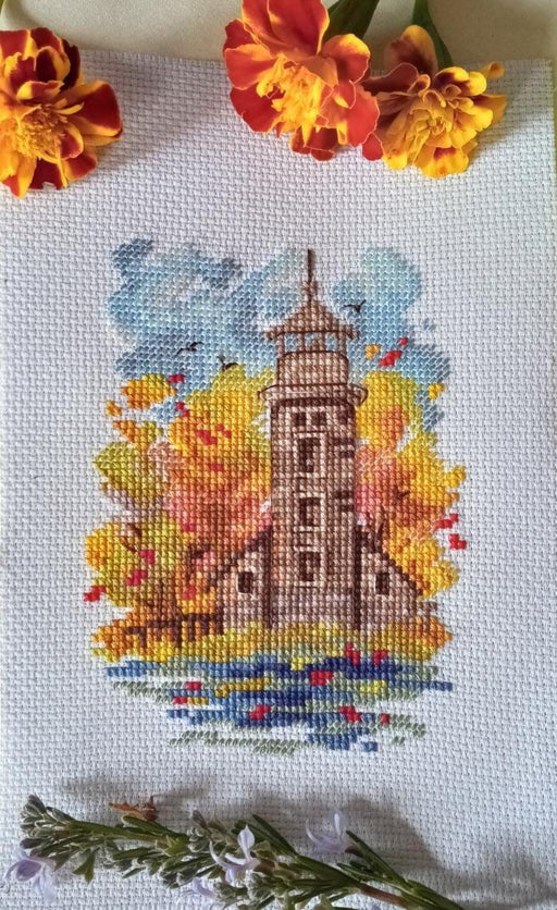 Autumn Lighthouse - PDF Cross Stitch Pattern - Wizardi