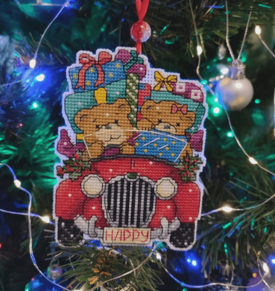 Christmas Car Plastic Canvas - PDF Cross Stitch Pattern - Wizardi