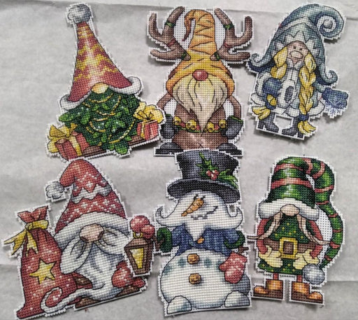 Christmas Dwarfs - PDF Cross Stitch Pattern - Wizardi