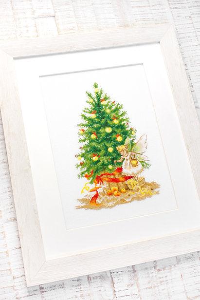 Christmas Tree B1117L Counted Cross-Stitch Kit - Wizardi