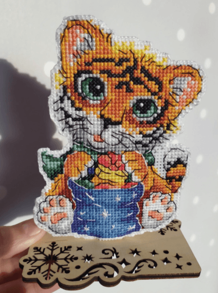 Christmas Tree Ornament. Baby Tiger P-588 Plastic Canvas Counted Cross Stitch Kit - Wizardi