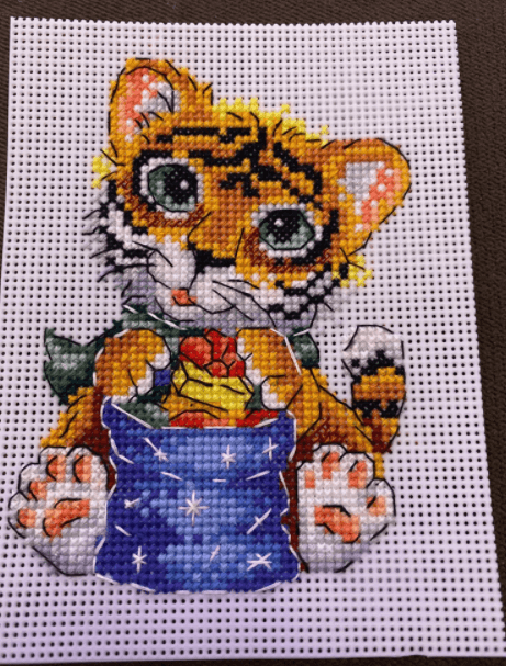 Christmas Tree Ornament. Baby Tiger P-588 Plastic Canvas Counted Cross Stitch Kit - Wizardi