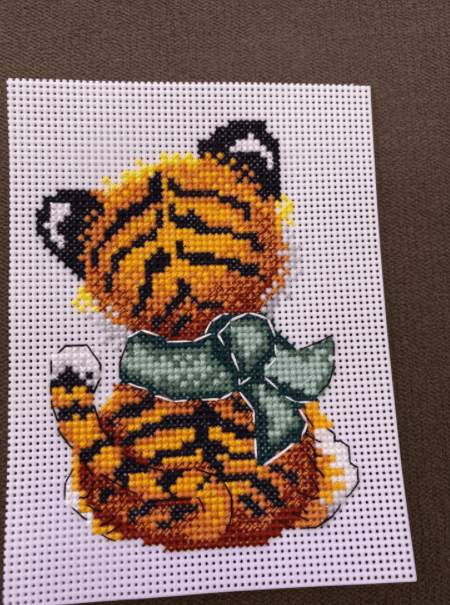 Christmas Tree Ornament. Baby Tiger P-588 Plastic Canvas Counted Cross Stitch Kit - Wizardi