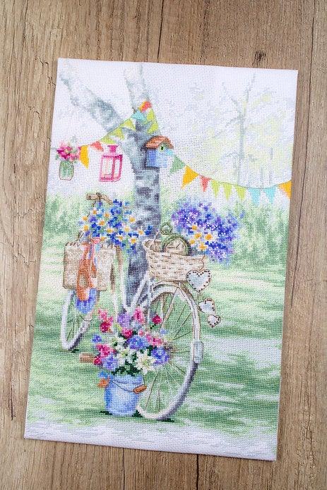 Counted Cross Stitch Kit Bike Leti971 - Wizardi