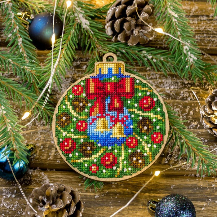 Cross-stitch kit on wood FLW-003 - Wizardi