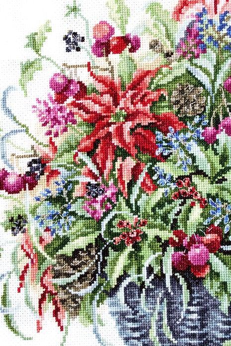 December Bouquet B7002L Counted Cross-Stitch Kit - Wizardi