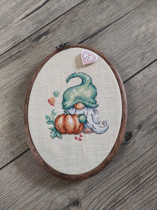 Dwarf with Pumpkin - PDF Cross Stitch Pattern - Wizardi