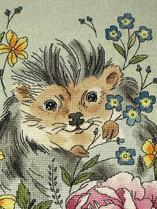 Flower Hedgehog - PDF Counted Cross Stitch Pattern - Wizardi