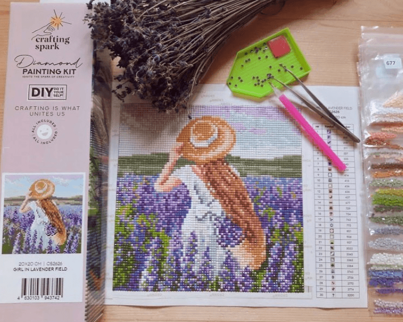 Girl in Lavender Field CS2626 7.9 x 7.9 inches Crafting Spark Diamond Painting Kit - Wizardi