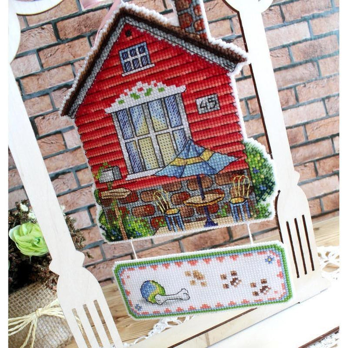 House P-493 / SR-493 Plastic Canvas Counted Cross Stitch Kit - Wizardi